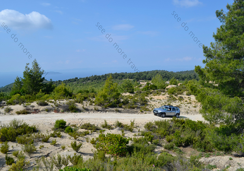 Jeep (SUV) Safari Sithonia